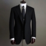 sj traje negro